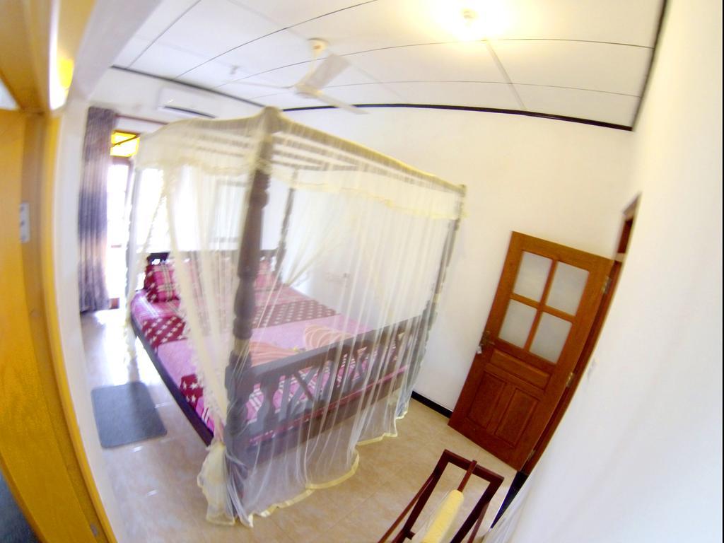 Sethun House Hotel Mirissa Kamer foto