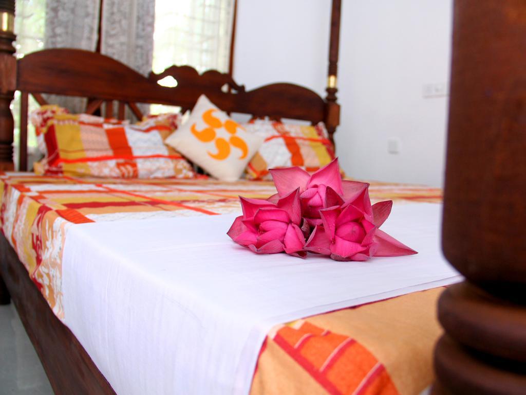 Sethun House Hotel Mirissa Kamer foto